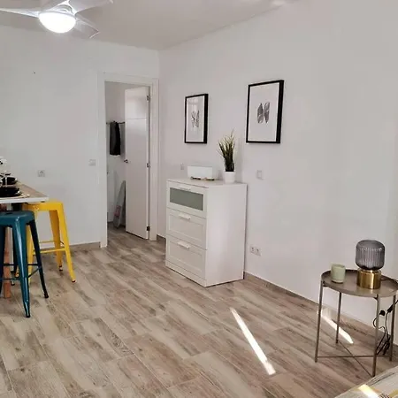 Centrico Y Nuevo Estudio 公寓 丰希罗拉